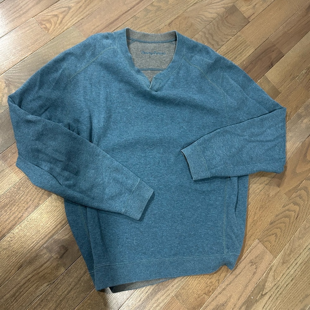 Tommy Bahama crewneck sweatshirt reversible size L